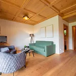 Panorama-appartement Bergglueck Apartman