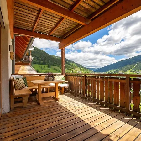 Panorama-appartement Bergglueck Bad Kleinkirchheim